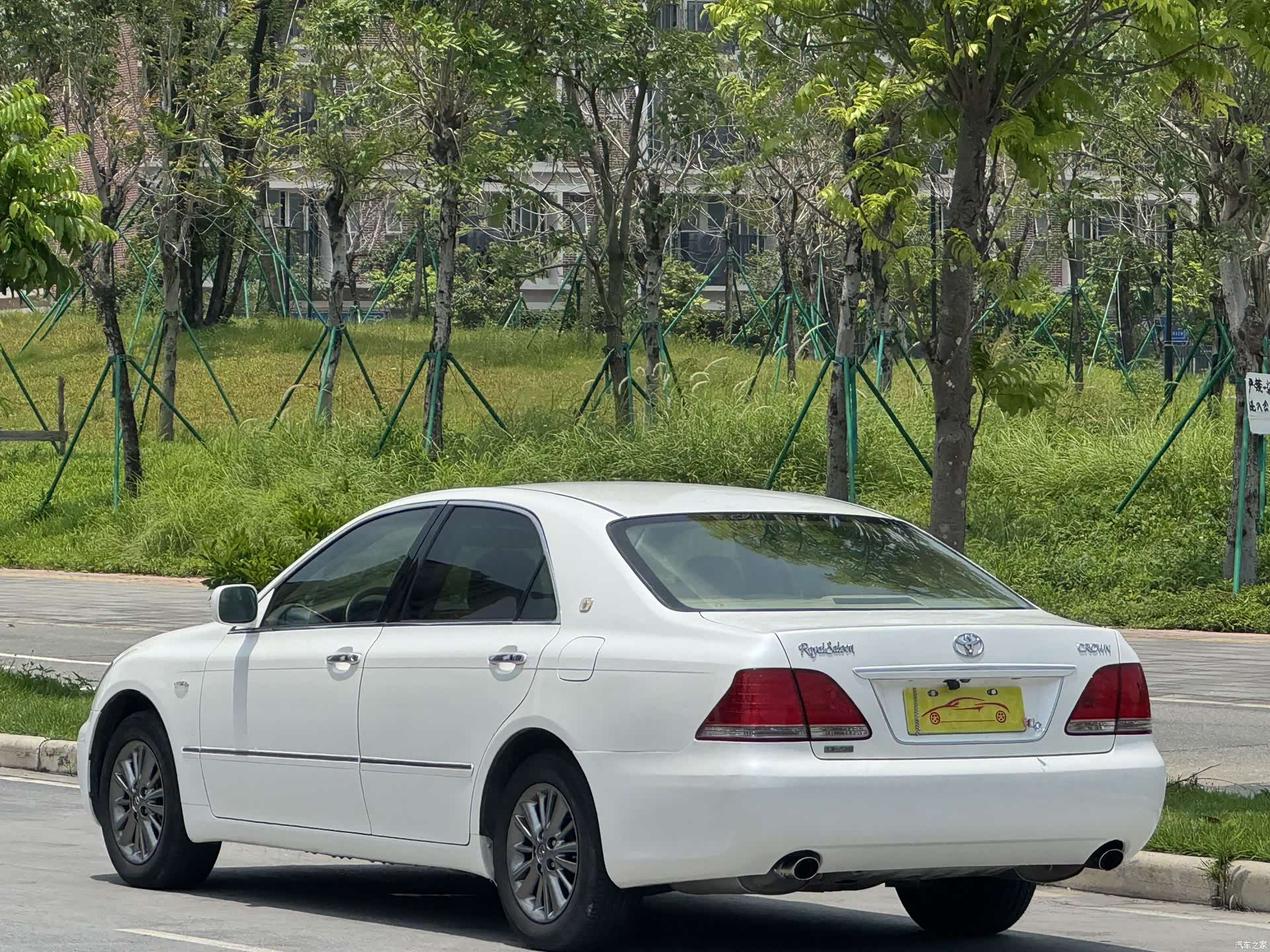Toyota Crown, 2005 8