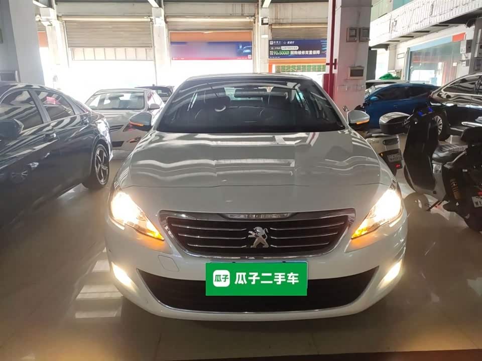 Peugeot 408