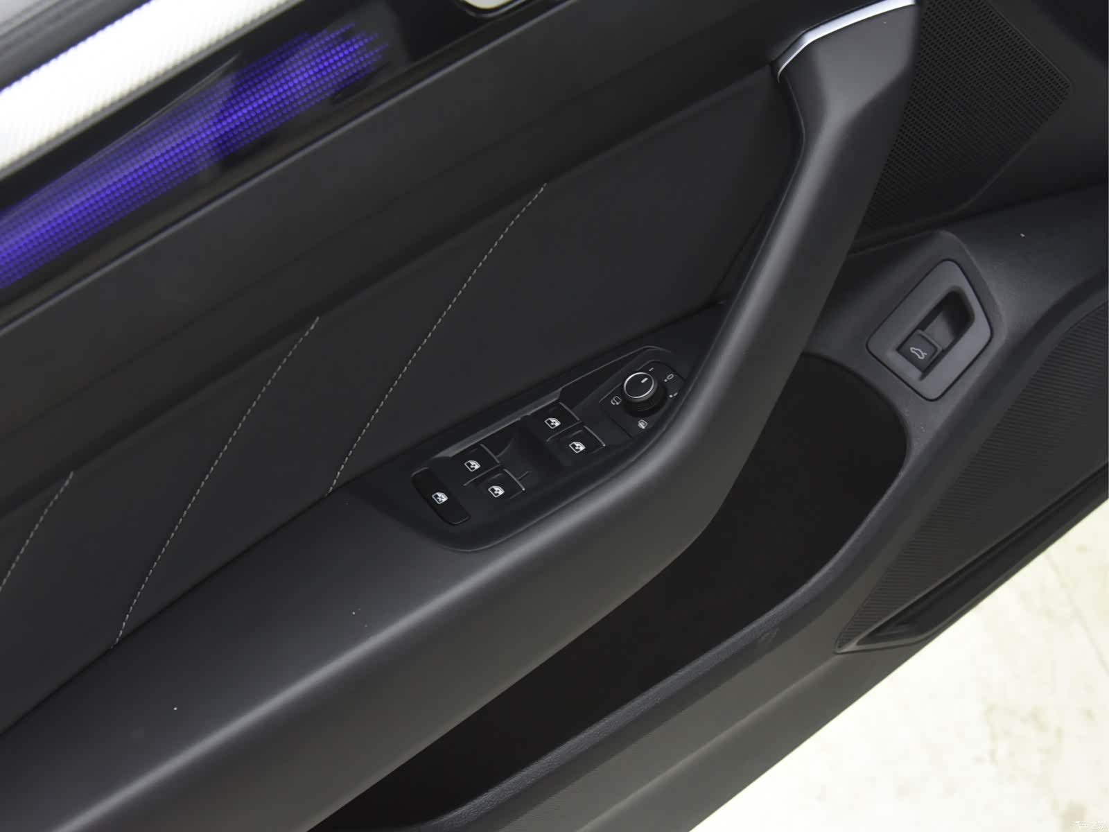 Volkswagen CC, 2024 14