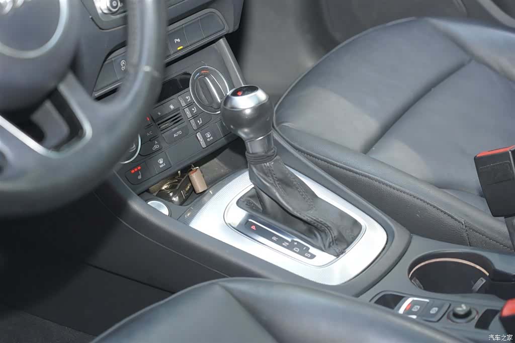 Audi Q3, 2017 13