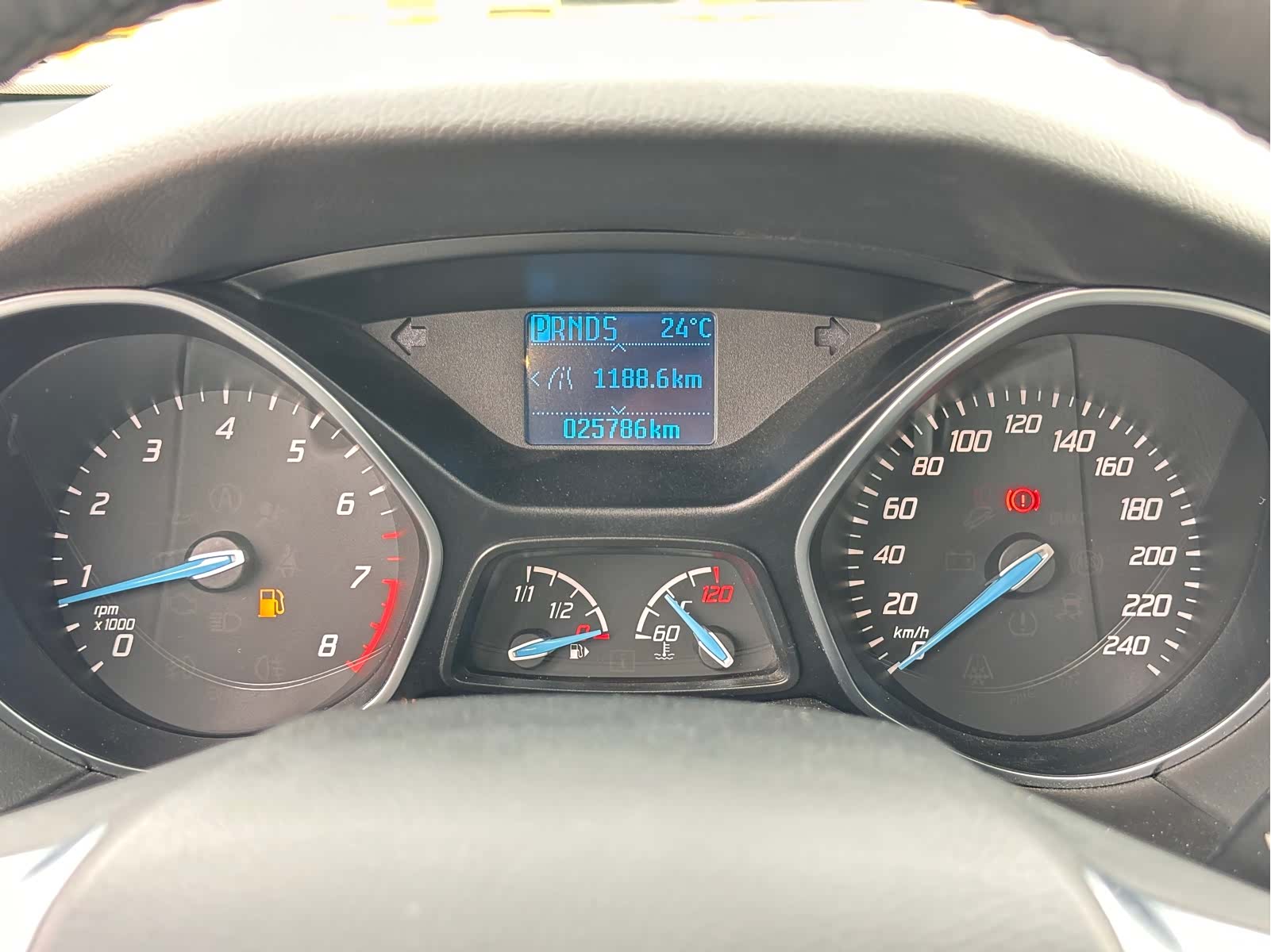 Ford Focus, 2014 10