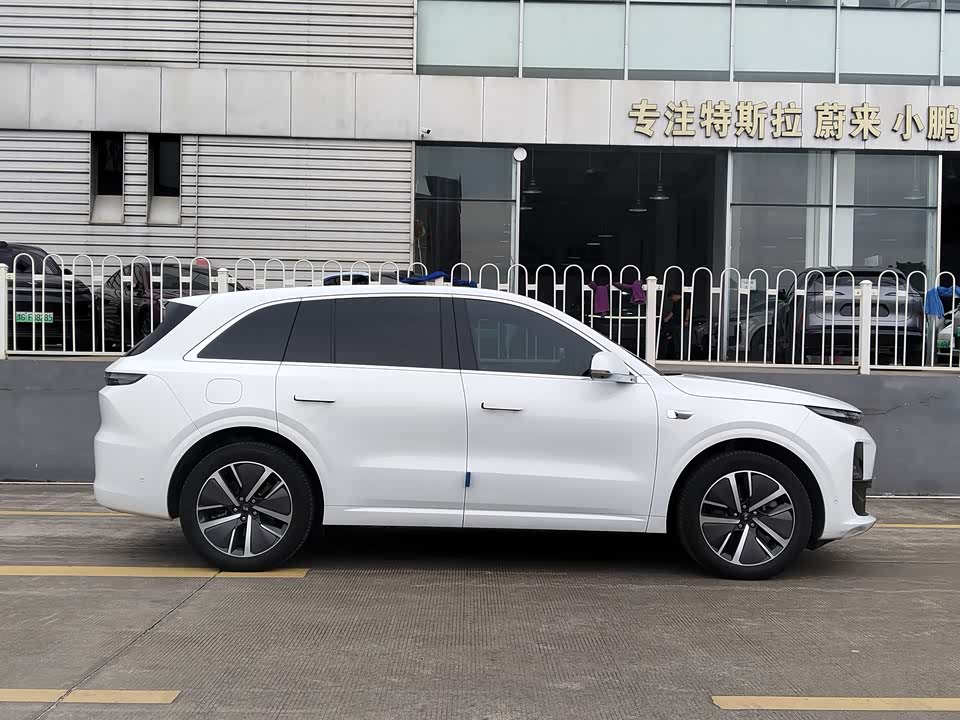 Li Auto Ideal L6