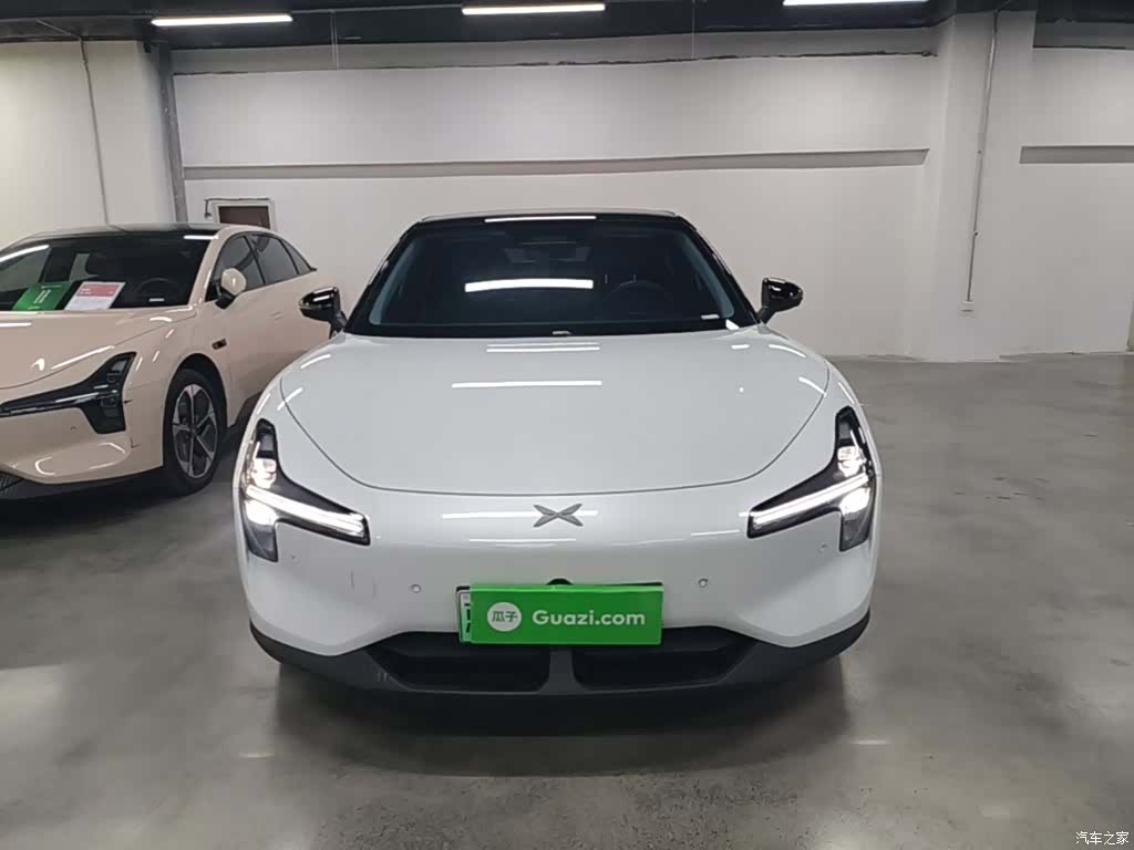 Xpeng Mona M03, 2025 3