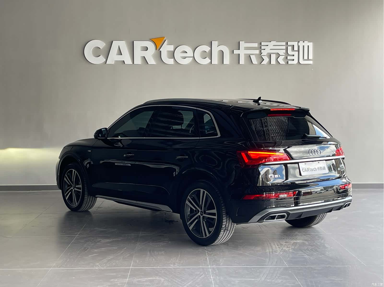 Audi Q5L, 2022 6