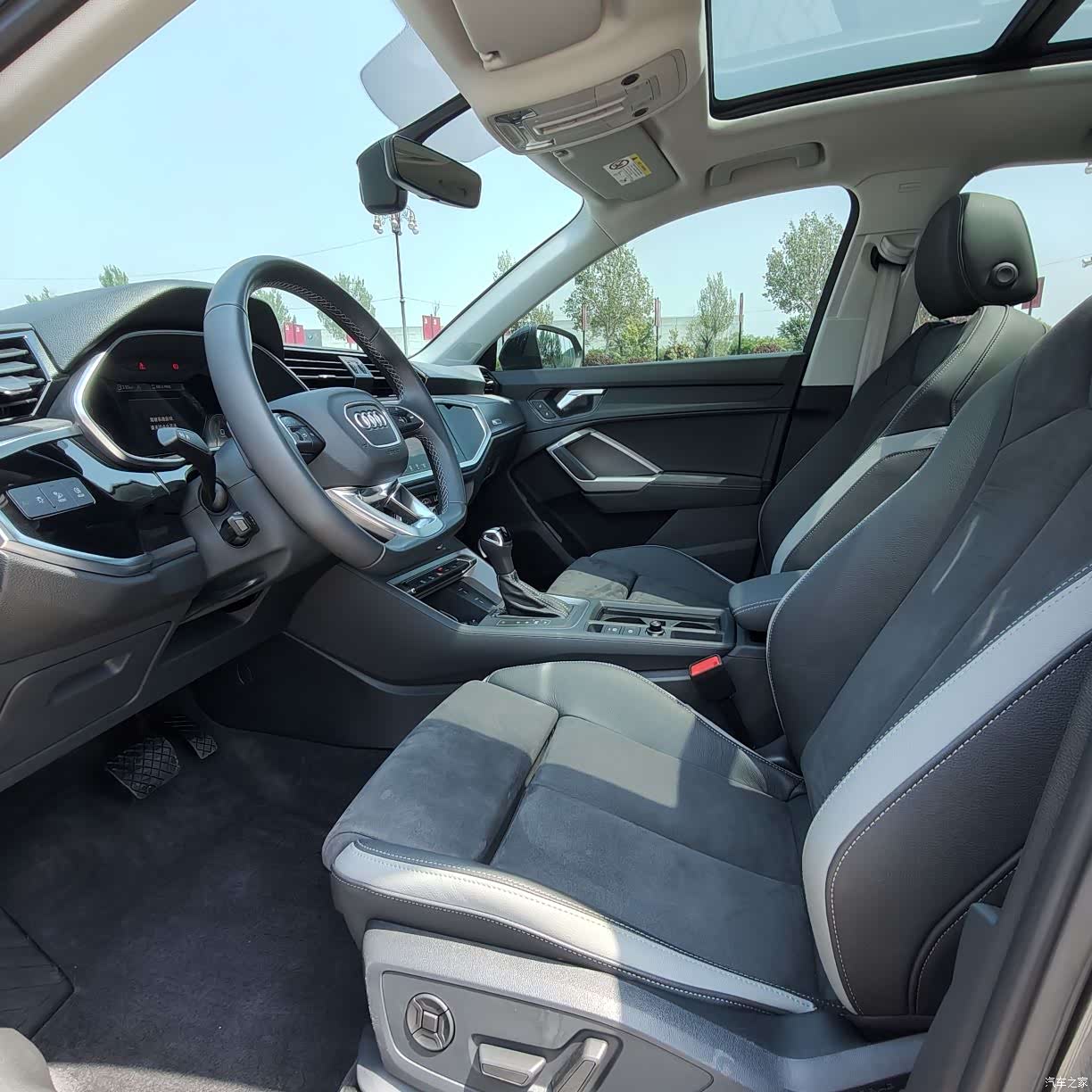 Audi Q3, 2023 7