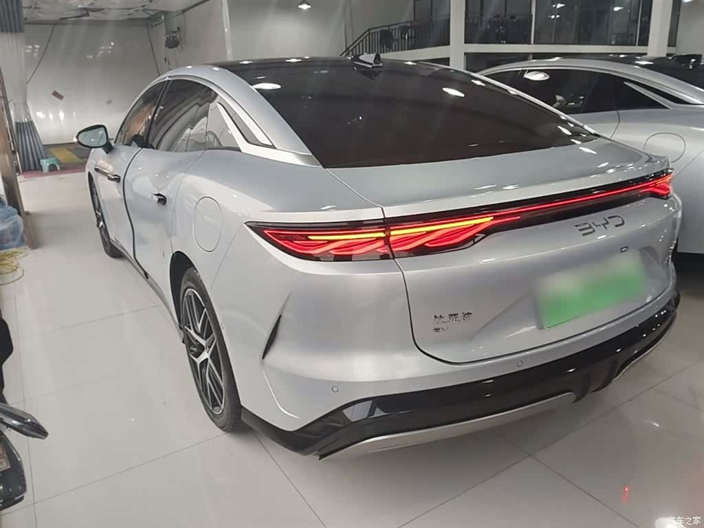 BYD Han, 2025 все фото