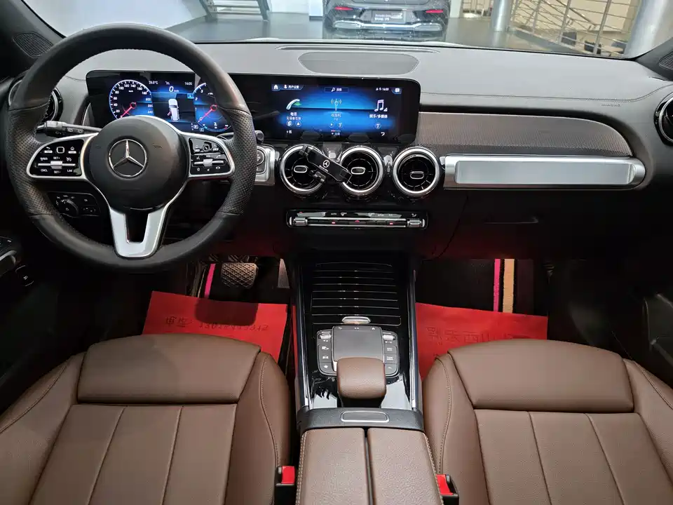 Mercedes-Benz GLB Mercedes-Benz GLB