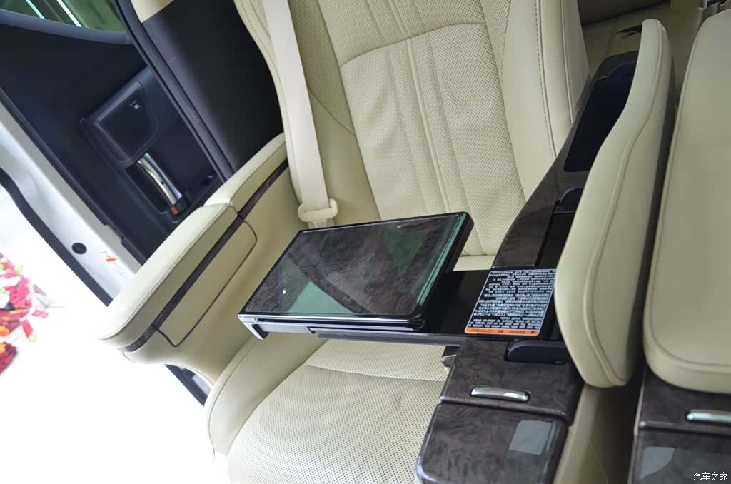 Toyota Alphard, 2020 14