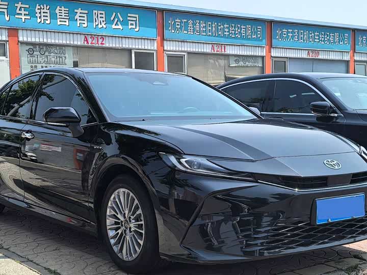 Toyota Camry, 2025 года фото 4