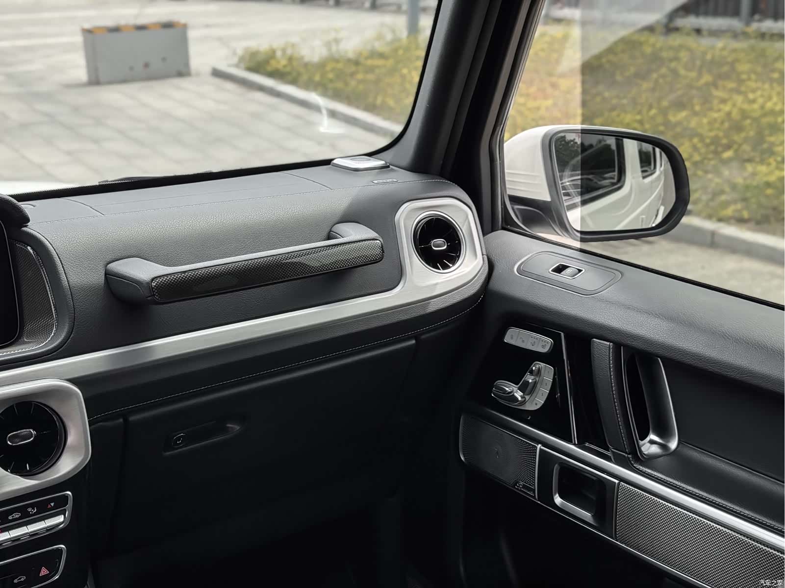 Mercedes-Benz G-Class, 2019 11