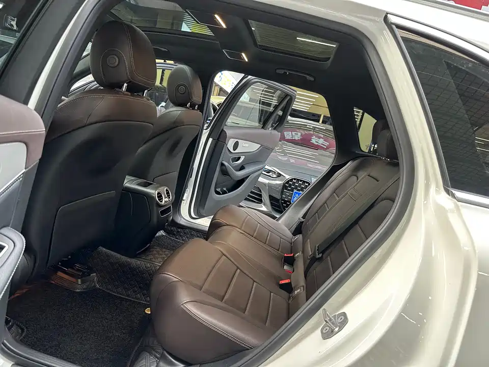Mercedes-Benz GLC Mercedes-Benz GLC