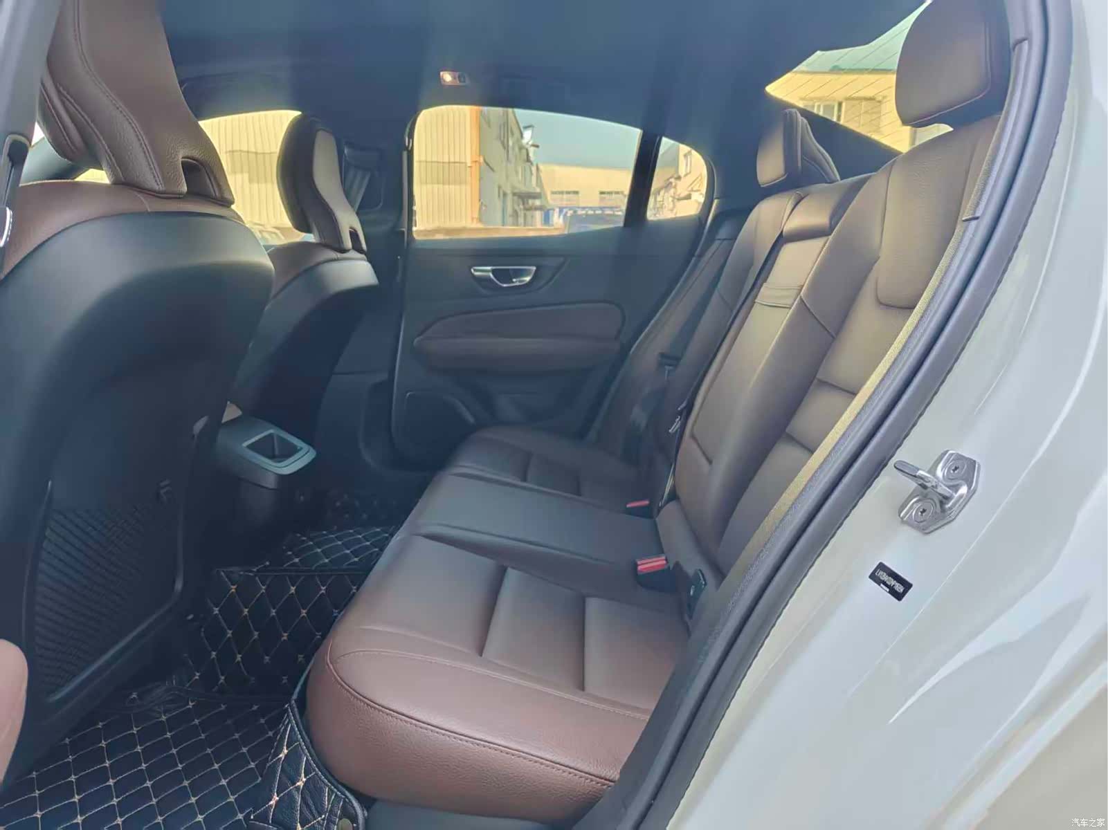 Volvo S60, 2021 6