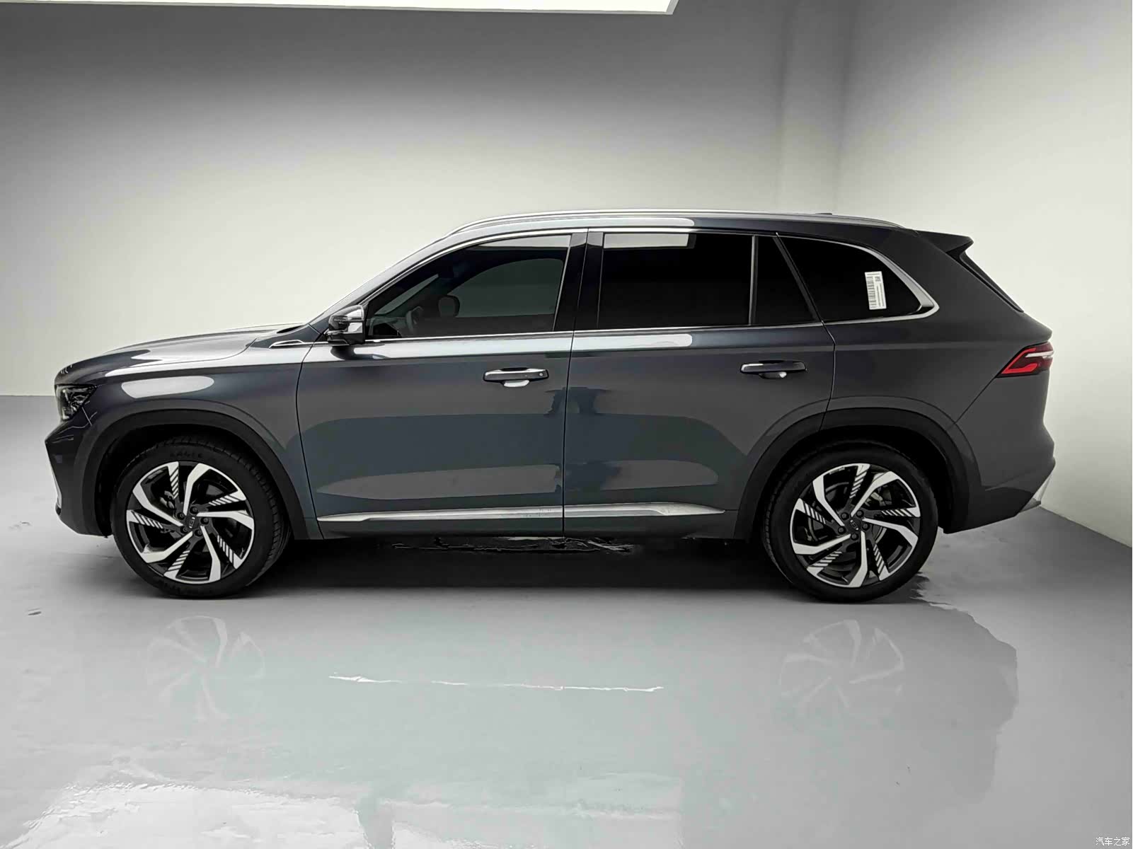 Geely Xingyue L, 2024 22
