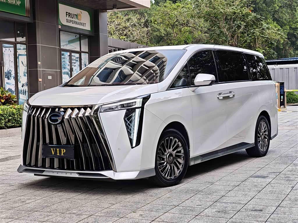 GAC M8