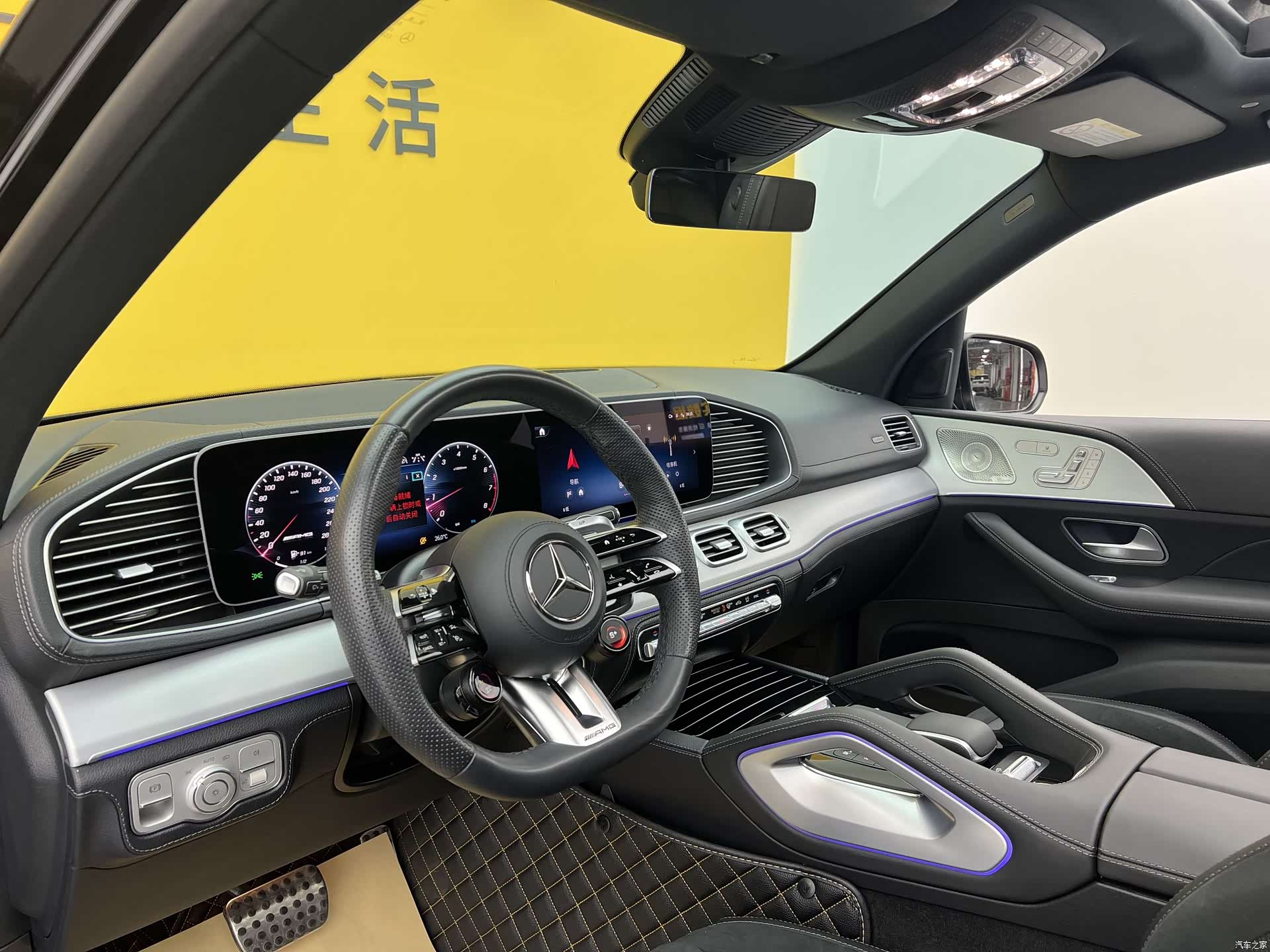 Mercedes-Benz GLE, 2023 все фото