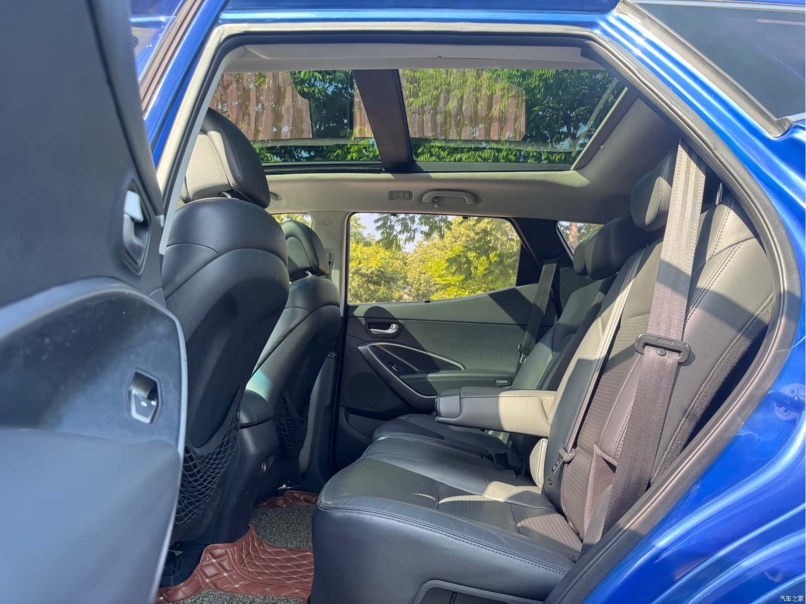 Hyundai Santa Fe, 2015 8