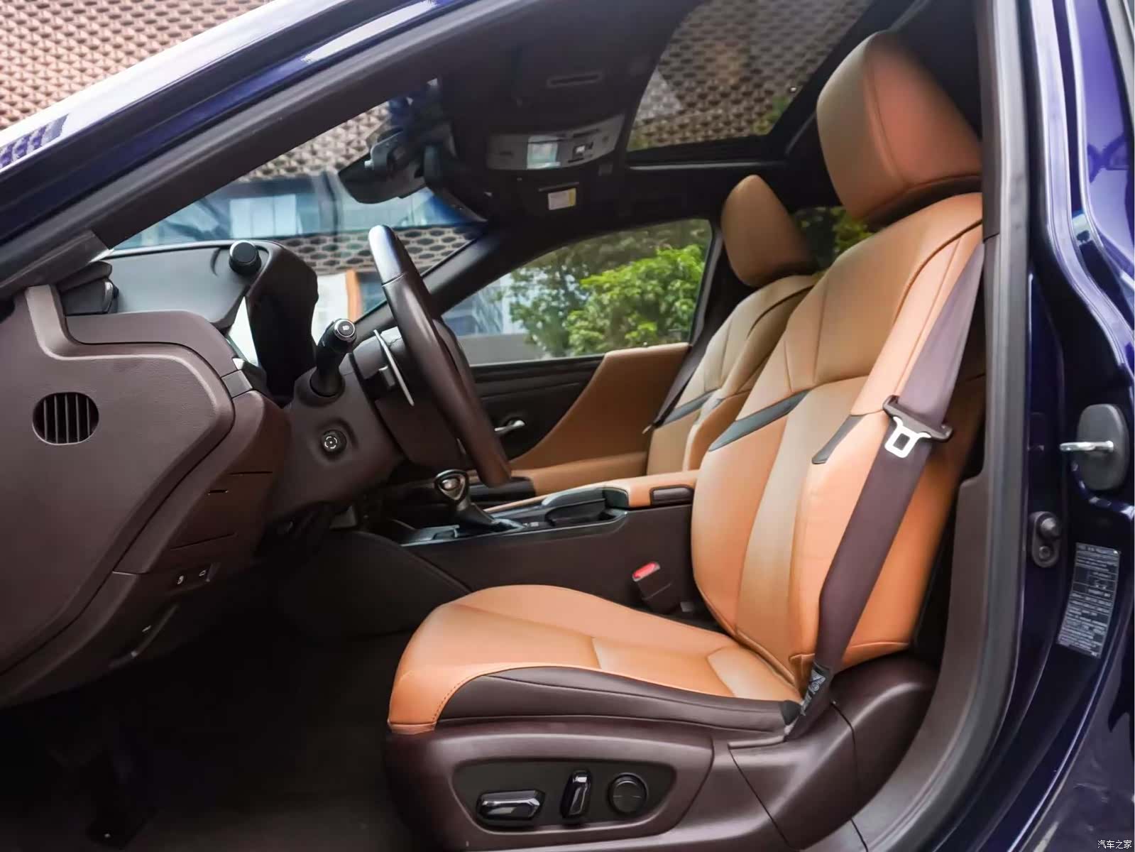 Lexus ES, 2020 10