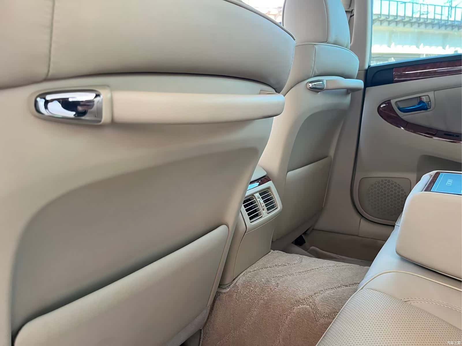 Toyota Crown, 2009 20