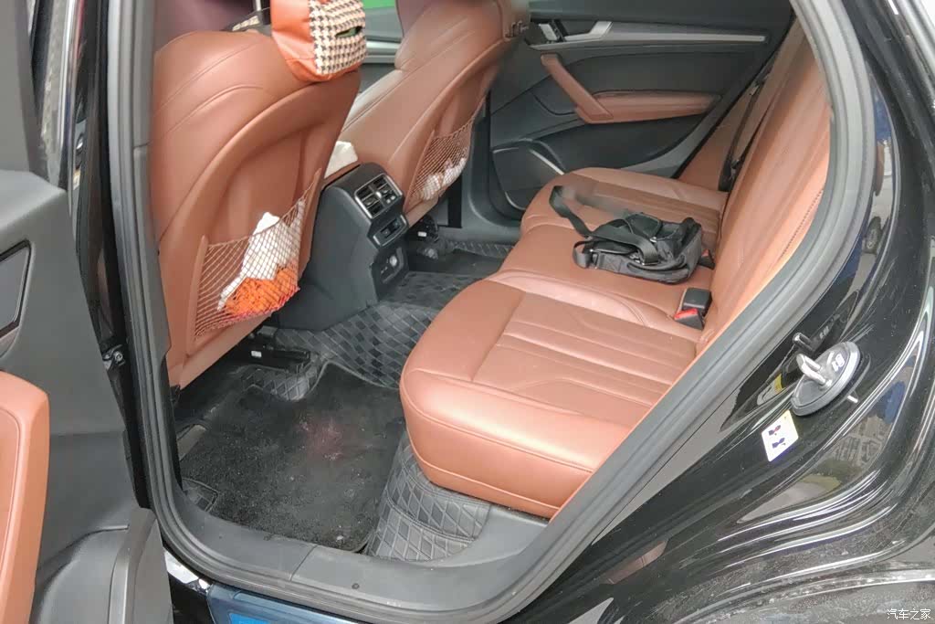 Audi Q5L, 2024 11