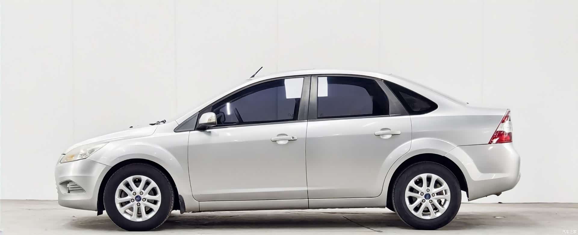 Ford Focus, 2013 7