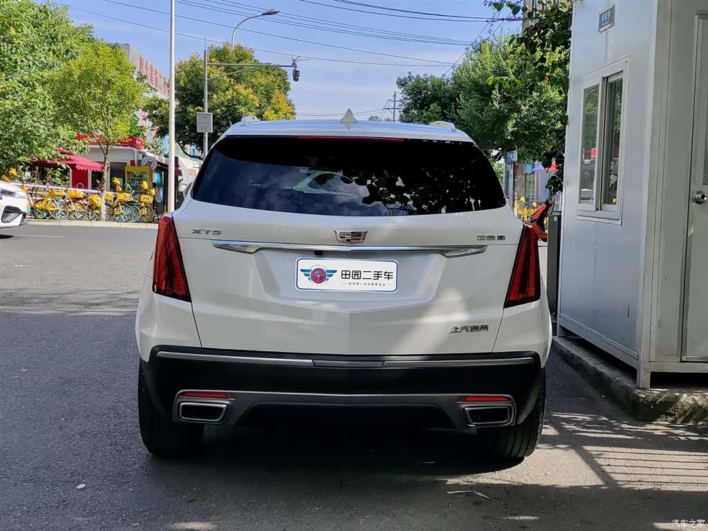 Cadillac XT5, 2022 все фото