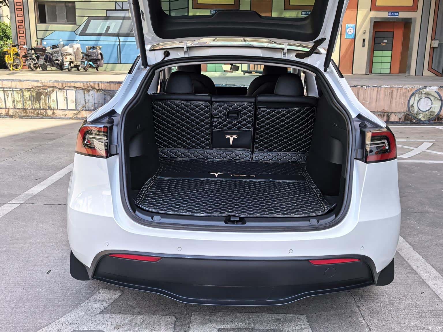 Tesla Model Y, 2022 8
