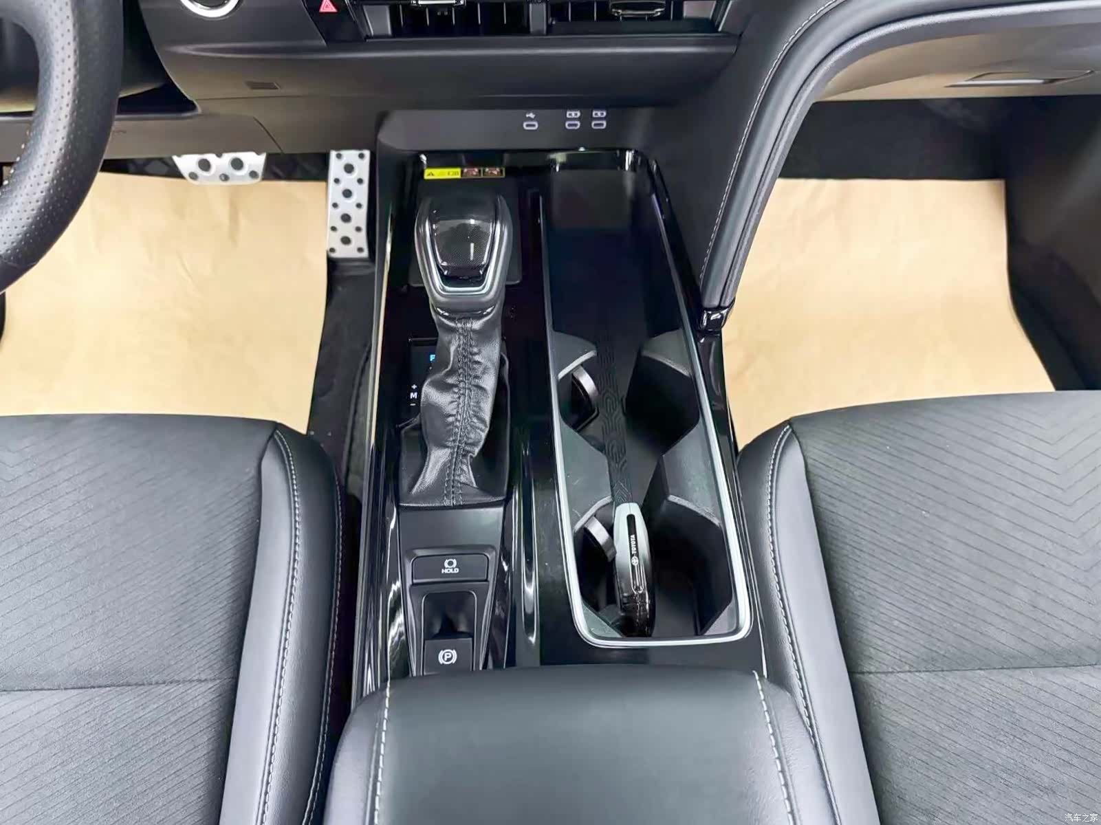Toyota Camry, 2024 18