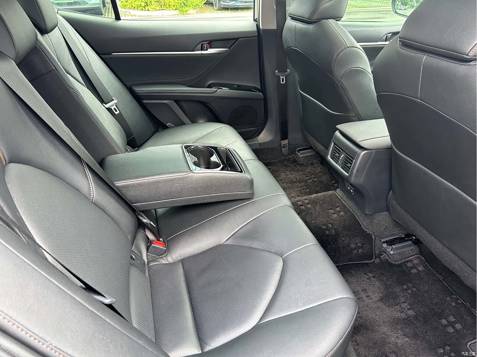 Toyota Camry, 2023 24