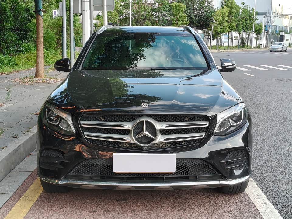 Mercedes-Benz GLC Mercedes-Benz GLC