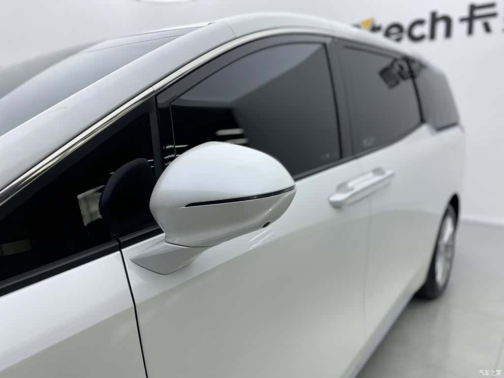 Buick Century, 2023 33