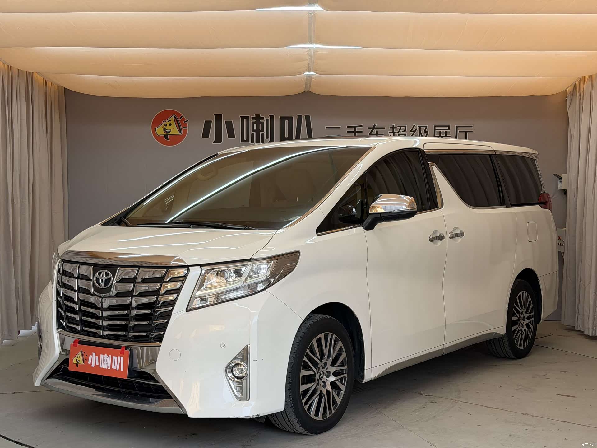 Toyota Alphard, 2018 1