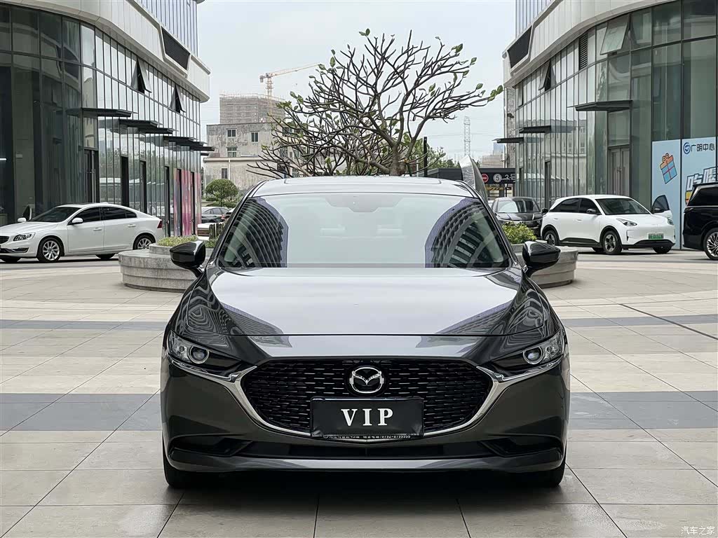 Mazda Mazda3, 2022 2