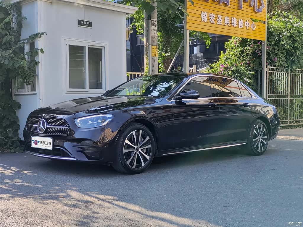 Mercedes-Benz E-Class, 2022 1