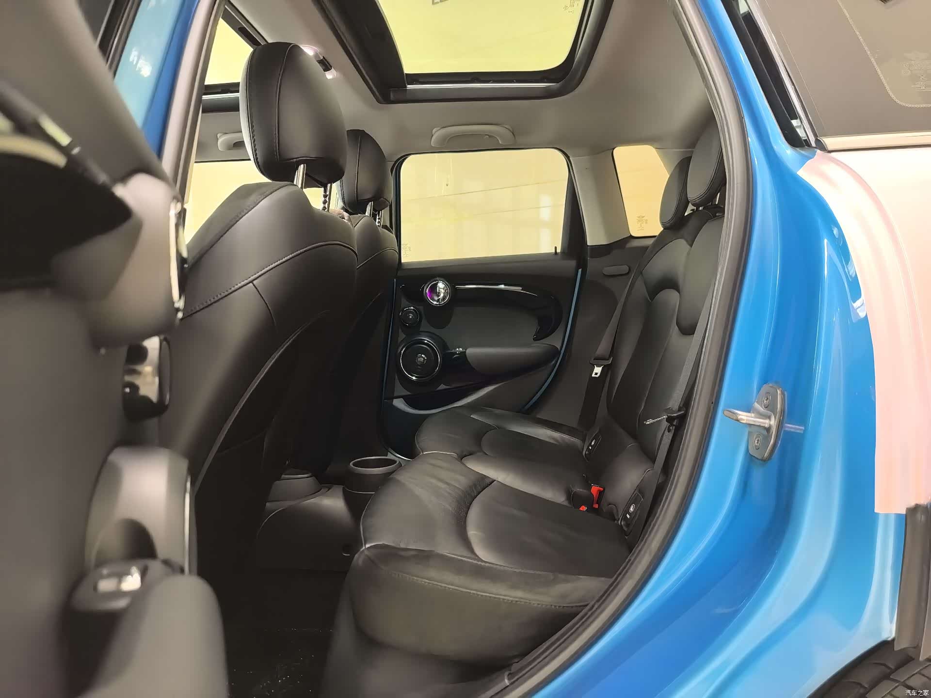 Mini Cooper, 2015 все фото