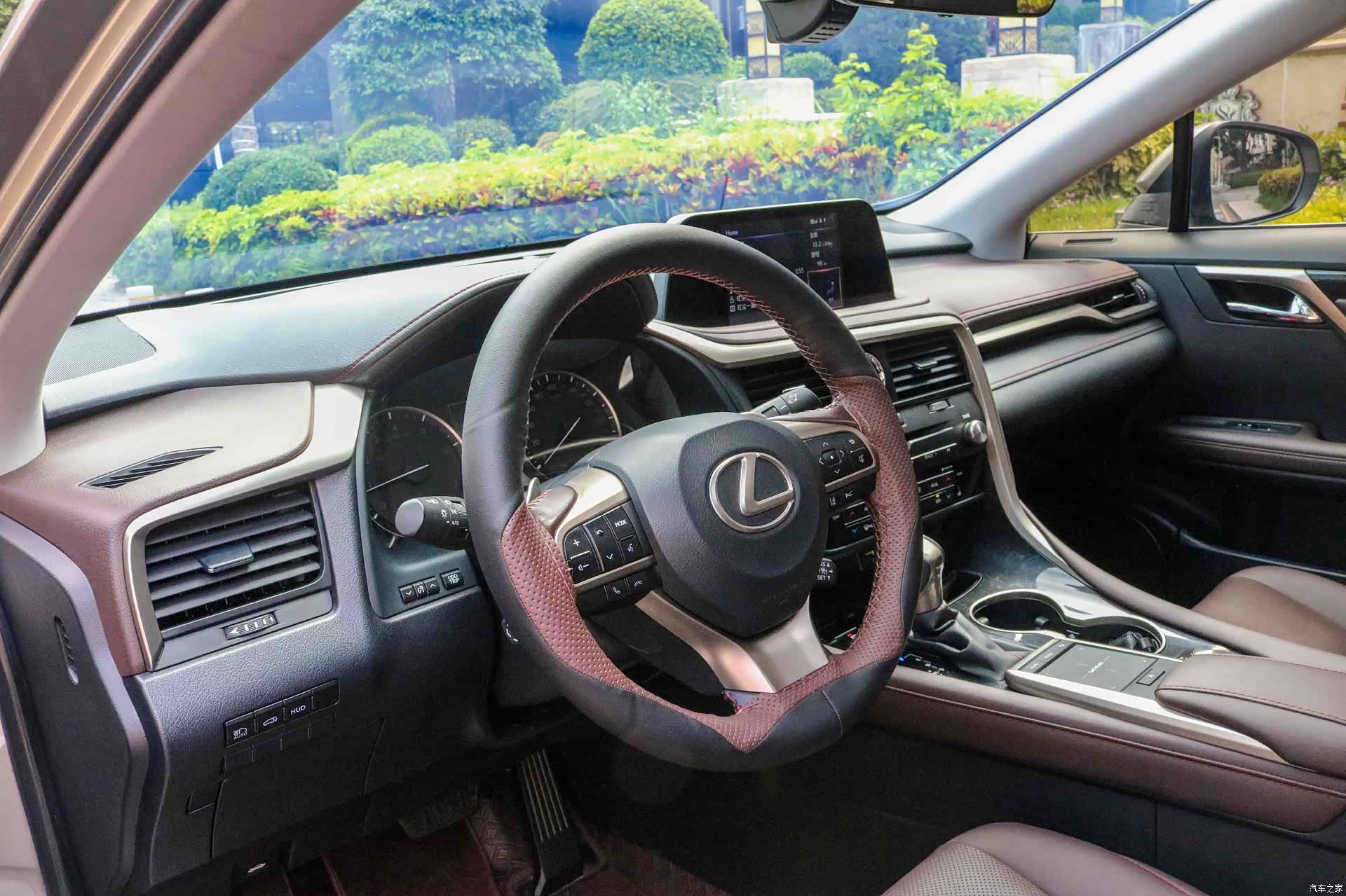 Lexus RX, 2022 11