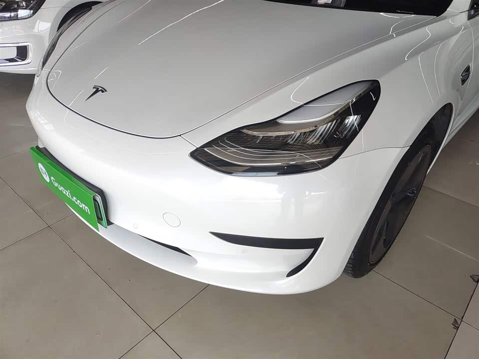 Tesla Model 3 Tesla Model 3
