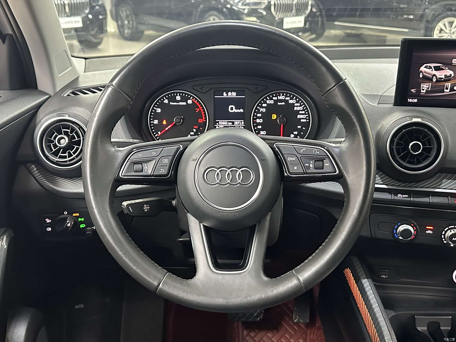 Audi Q2L, 2019 17