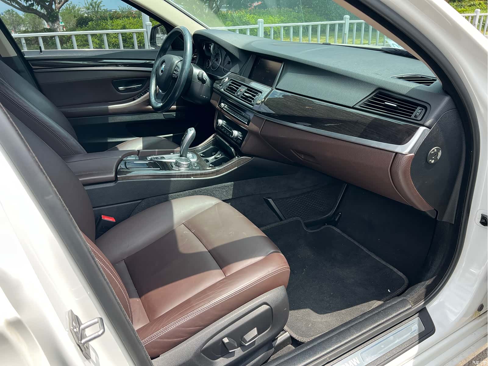 BMW 5 Series, 2015 12