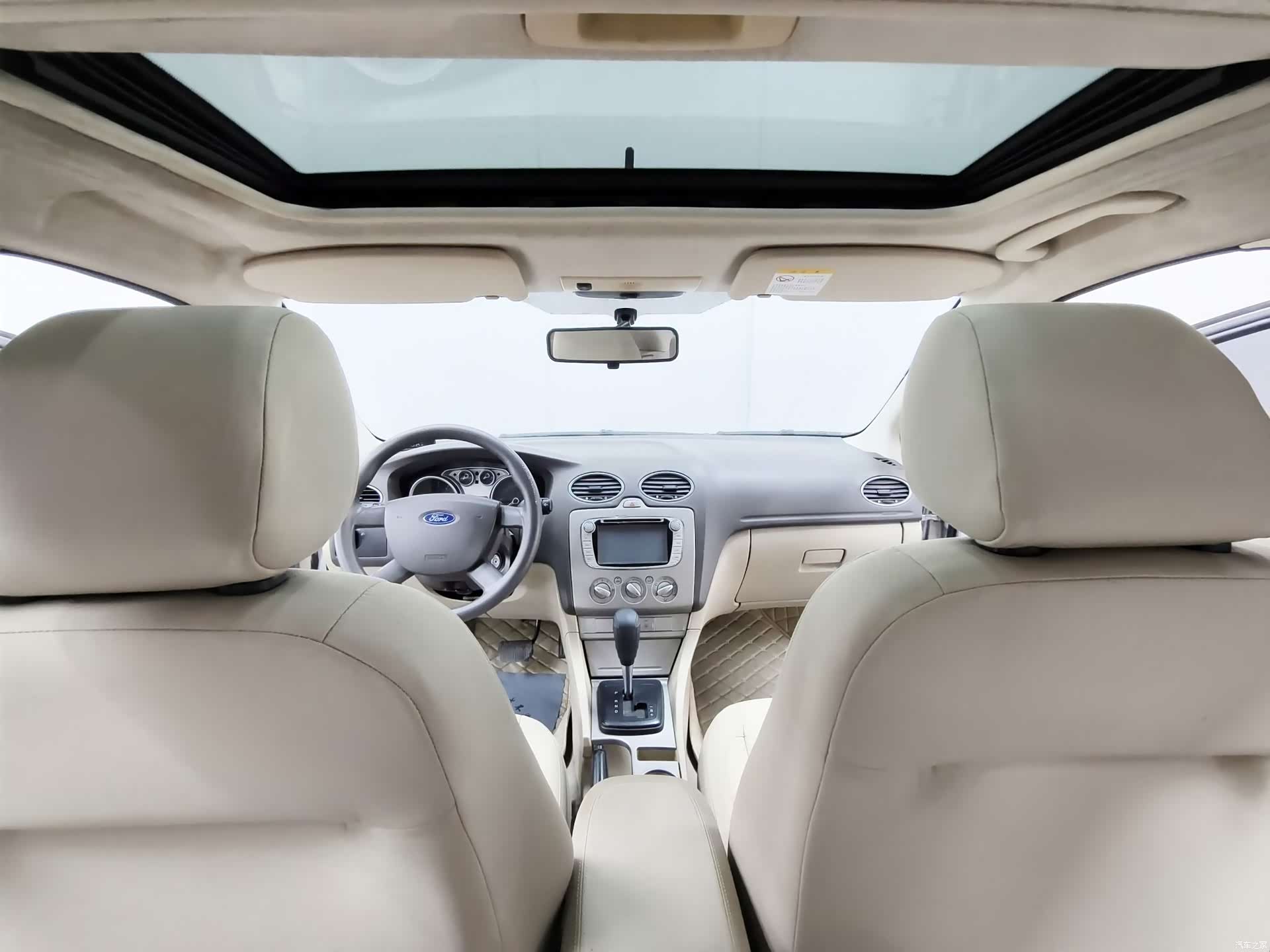 Ford Focus, 2013 10