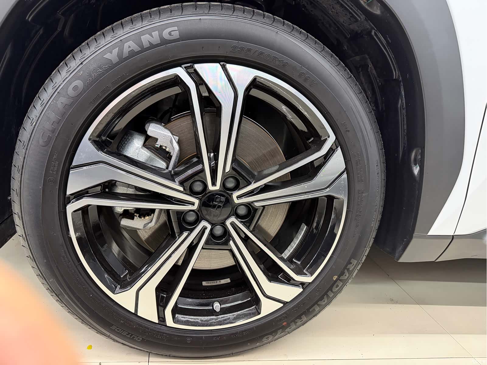 Geely Galaxy L7, 2025 18
