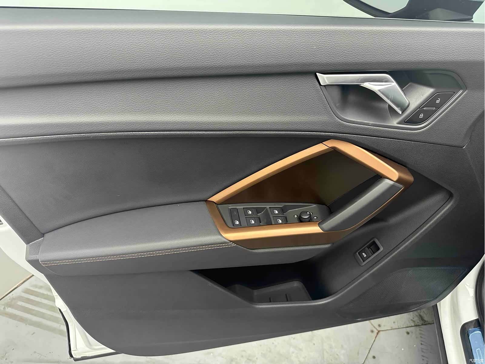 Audi Q3, 2023 10