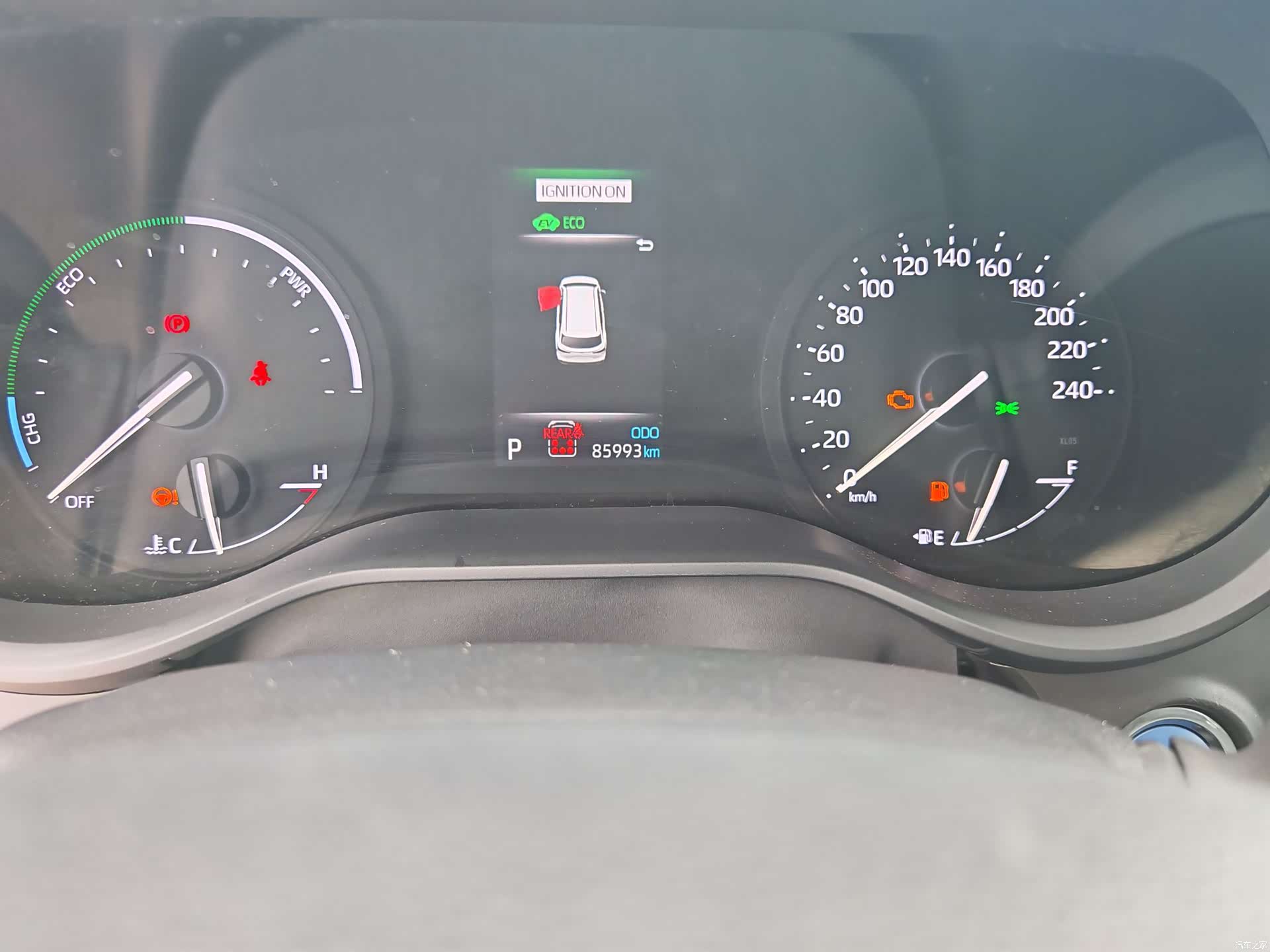 Toyota Granvia, 2024 9