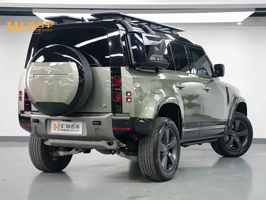 Land Rover guard