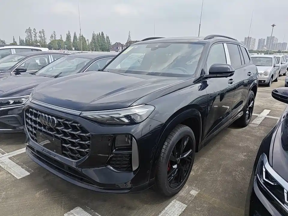 Audi Q6