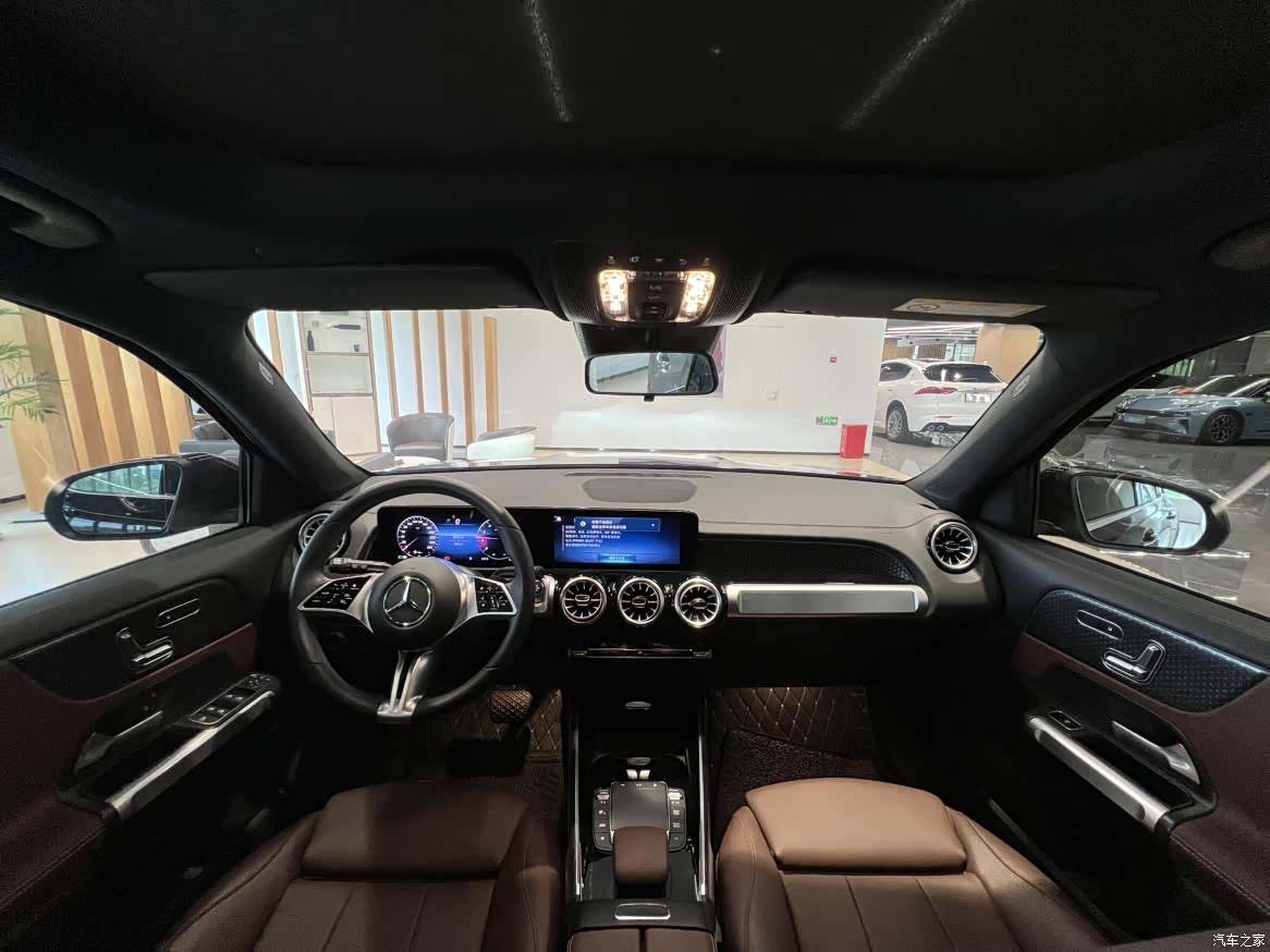 Mercedes-Benz GLB, 2024 12