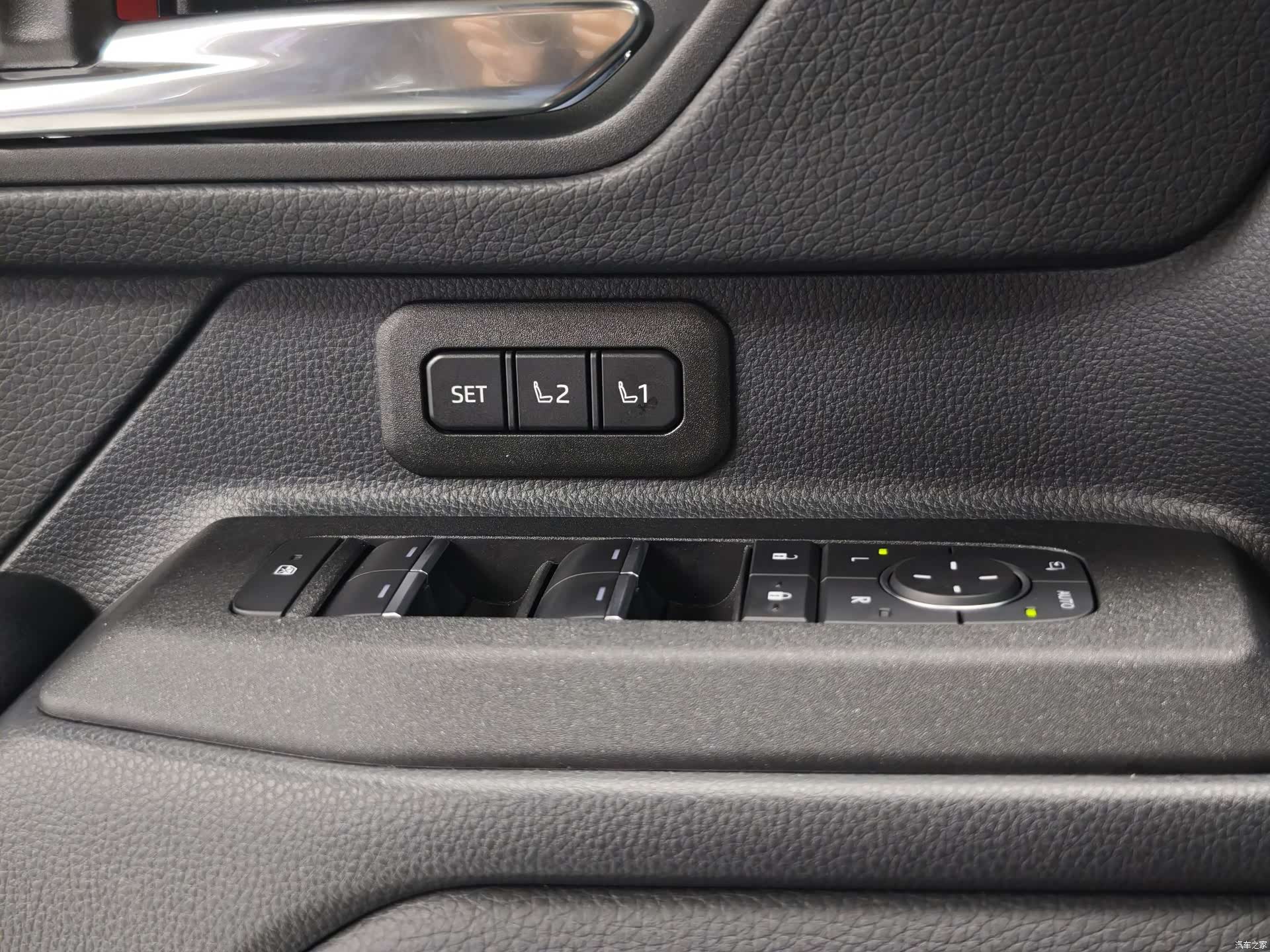 Toyota Prado, 2025 25