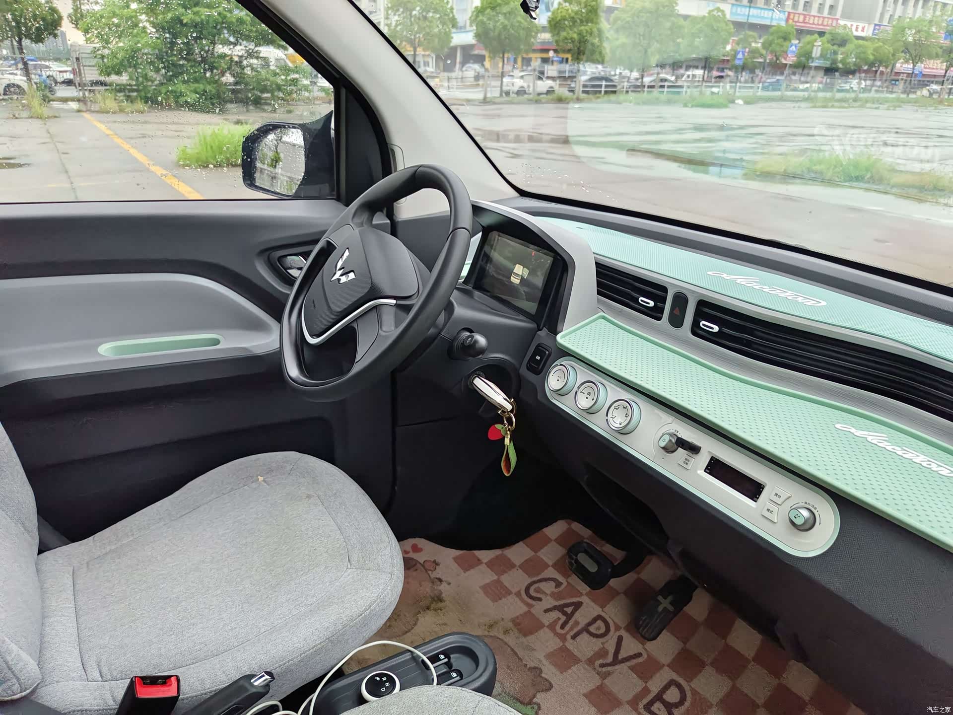 Wuling MINIEV, 2021 10