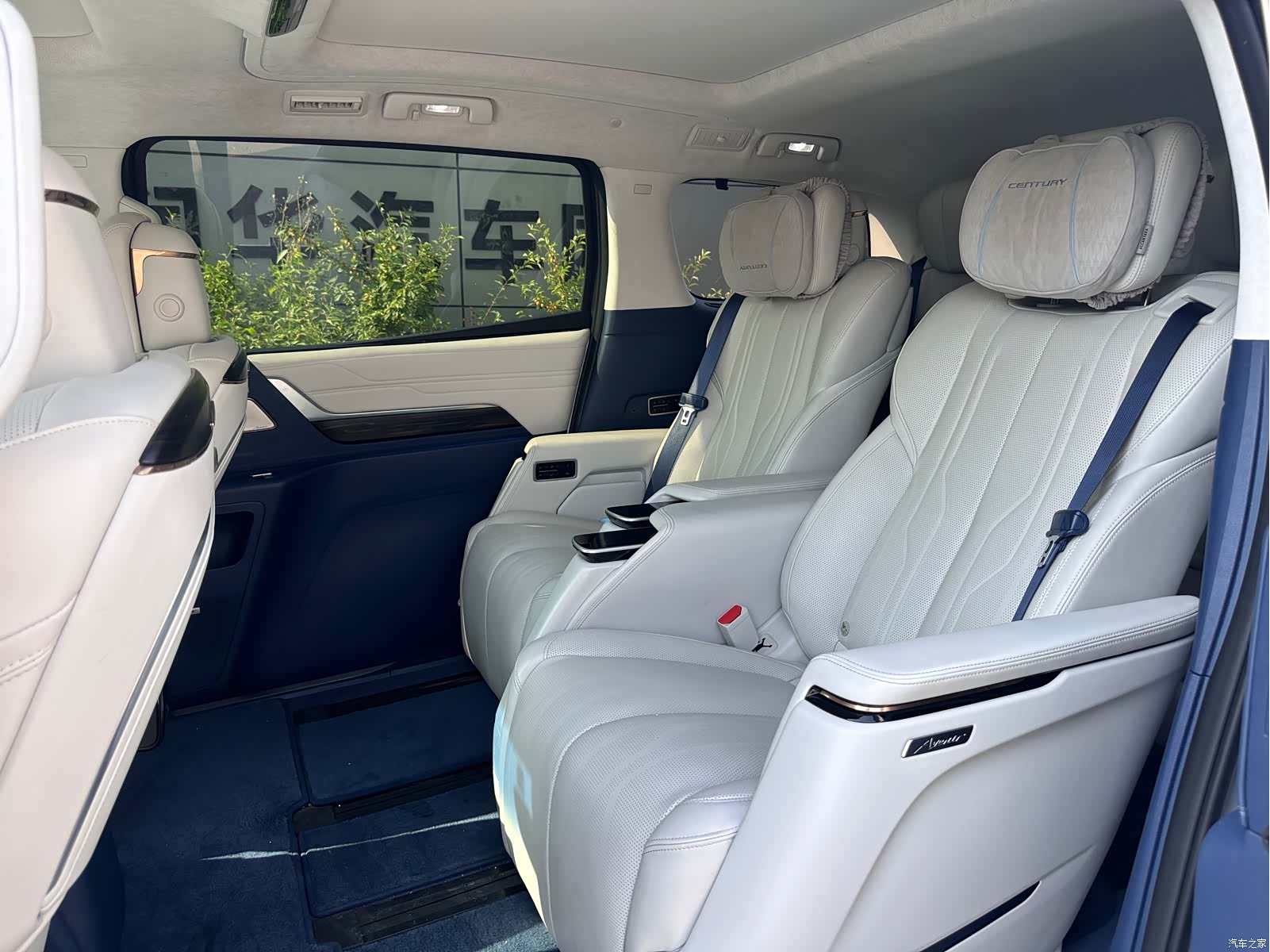 Buick Century, 2023 10