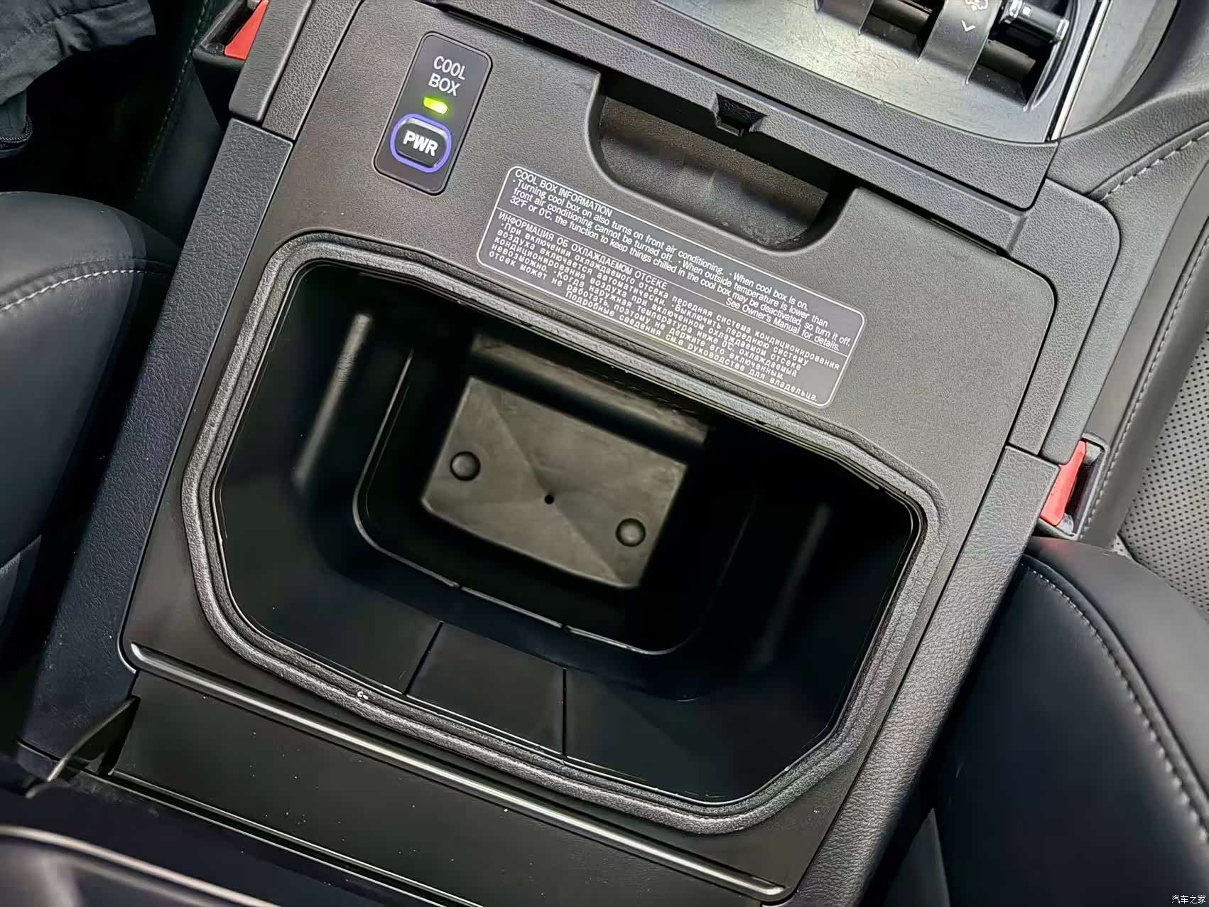 Lexus LX, 2016 8