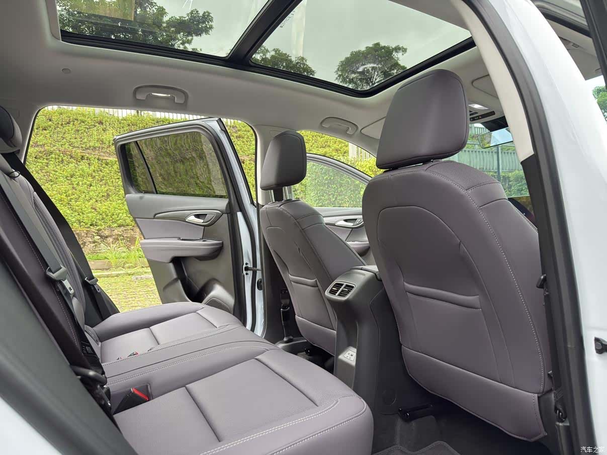 Buick Envision Plus, 2026 14